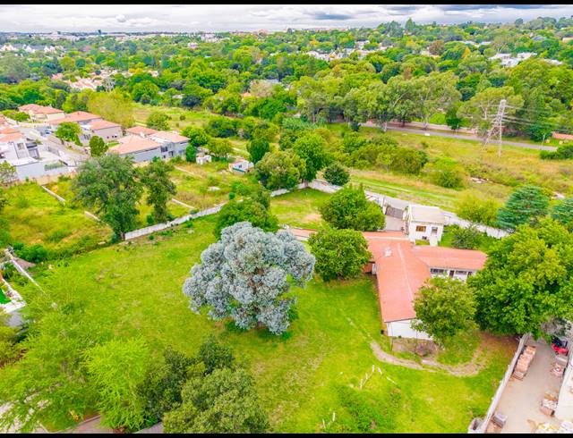 5,762M² VACANT LAND FOR SALE IN BRYANSTON